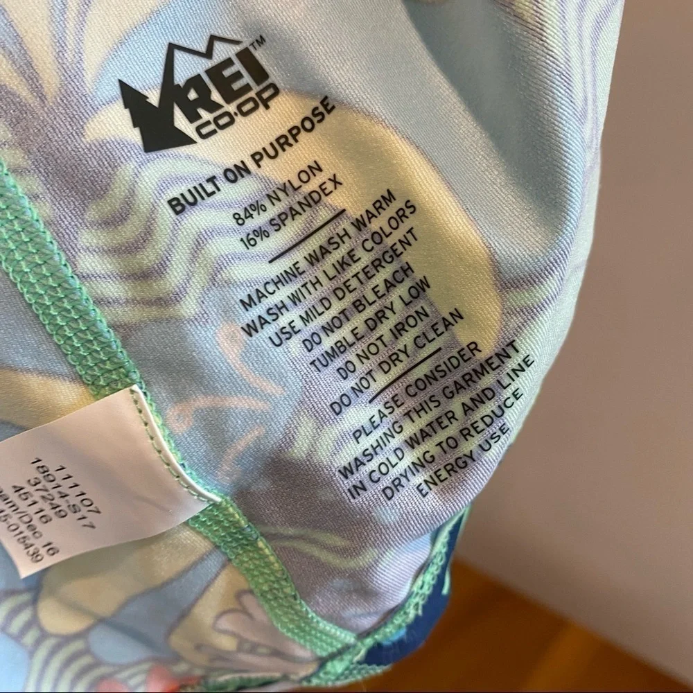 REI zonai rashguard Girls Size L 14/16 Floral Print